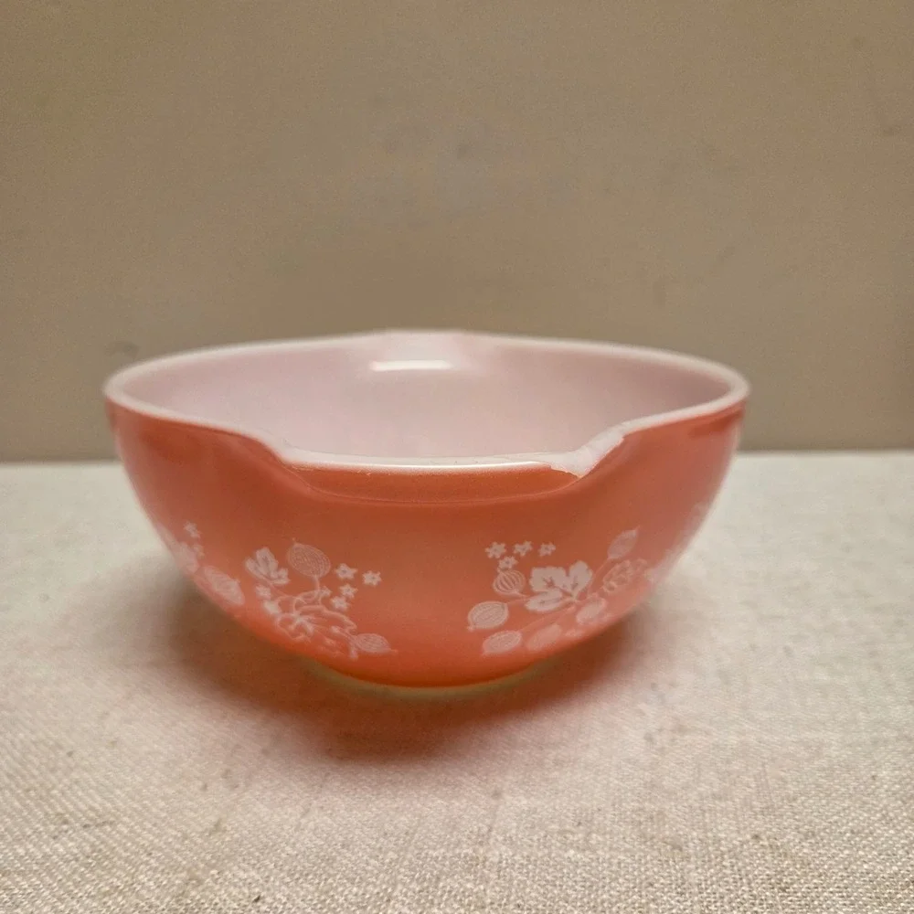 Vintage Pyrex Pink Gooseberry Cinderella Mixing Bowl 442